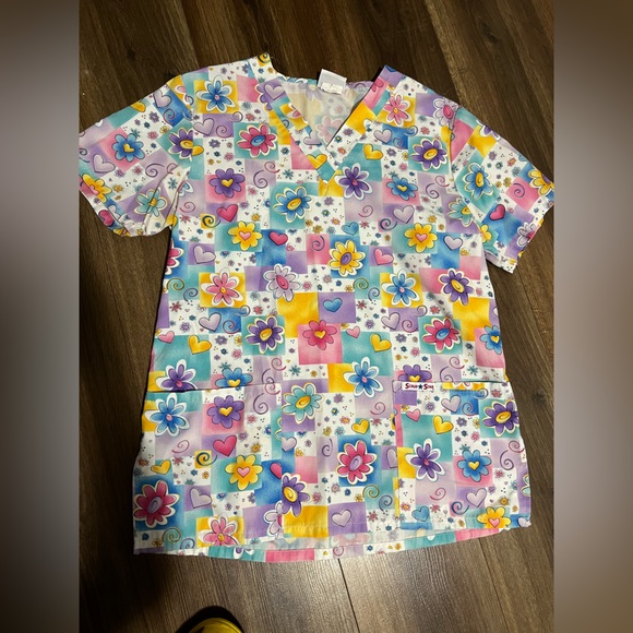 Scrub Top - Picture 1 of 1